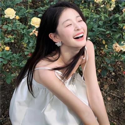 不可爱的她